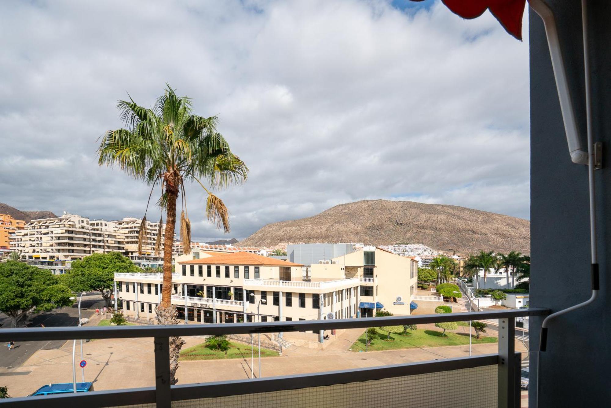 Elegante Apartamento En Los Cristianos Arona Luaran gambar